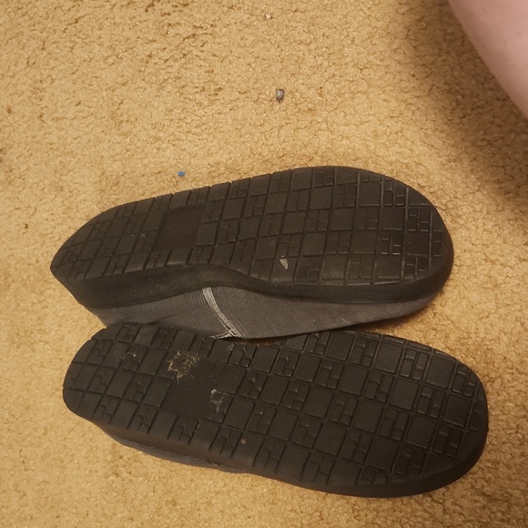 Slide on shoes - Picture 2 of 2